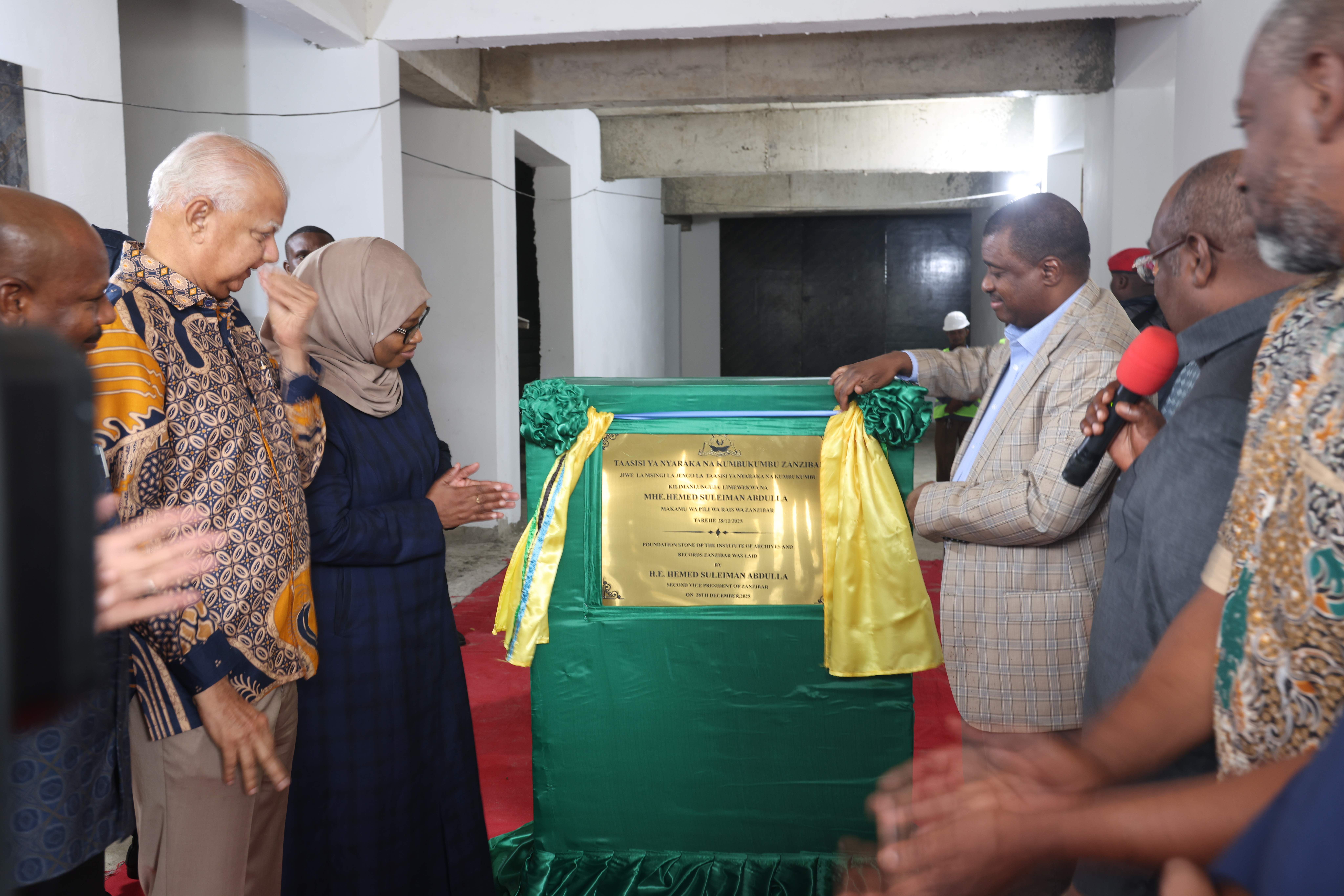 MAKAMO WA PILI WA RAIS AWEKA JIWE LA MSINGI JENGO JIPYA LA NYARAKA